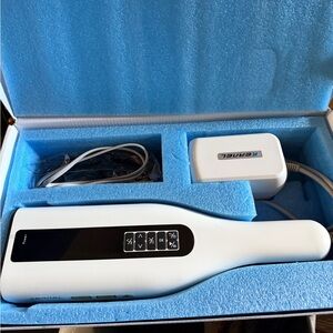 Kernel KN-4006BL1D handheld Narrowband UVB phototherapy lamp
